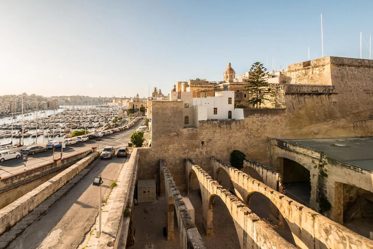 Kharmen A 1565S House With Seaviews Apartment Birgu